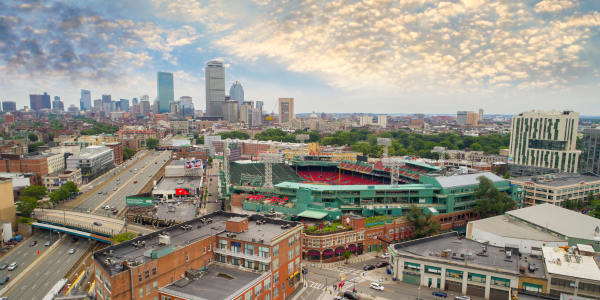 Pep Boys technician replacing a car battery