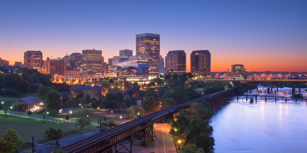 Pep Boys technician replacing a car battery
